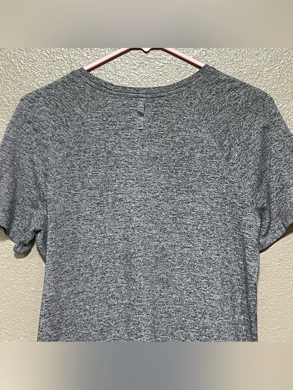 Lululemon License to Train Classic-Fit T- Shirt Activewear Workout Gym Running